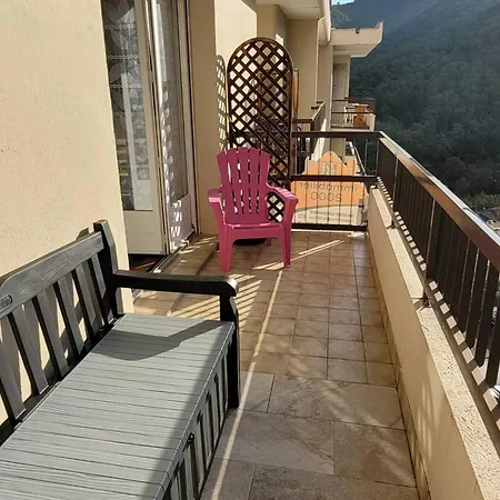 Ensoleille Avec Balcon Et Parking - Wifi Inclus - Centre-ville Amelie-les-bains - Fr-1-703-164 *